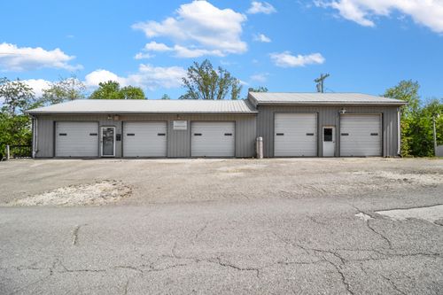 155 Lodge Hall Rd, Mckee, KY, 40447-8470 | Card Image