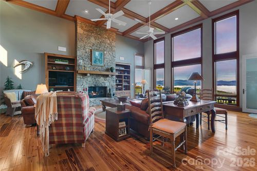74 Walnut Ridge Ln, Brevard, NC, 28712-4226 | Card Image