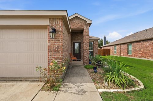 8632 Trailblazer Dr, Cross Roads, TX, 76227-2376 | Card Image