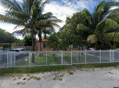 a-576 Nw 147th St, Miami, FL, 33168-4214 | Card Image