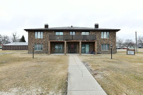 241 6th Ave S, Casselton, ND, 58012-3540 | Card Image