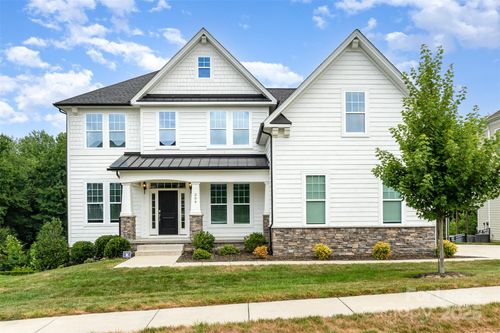 209 Forsythia Ln, Tega Cay, SC, 29708-0046 | Card Image