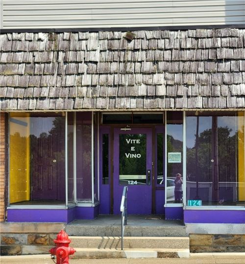 124 E 1st Ave, Derry, PA, 15627-1926 | Card Image