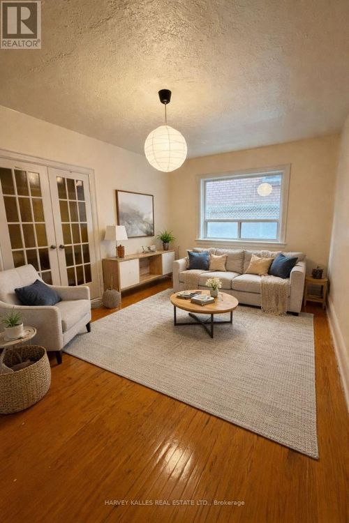 unit103-105 Kenwood Avenue, Toronto (Humewood-Cedarvale), ON, M6C2S1 | Card Image