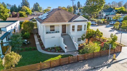 331 Van Ness Ave, Santa Cruz, CA, 95060-4272 | Card Image