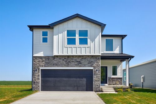 1069 Nw Macarthur Ln, Waukee, IA, 50263-4507 | Card Image