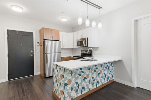 509-999 Hancock St, Quincy, MA, 02169-2125 | Card Image