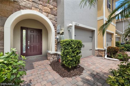 10818 Alvara Way, BONITA SPRINGS, FL, 34135-5386 | Card Image