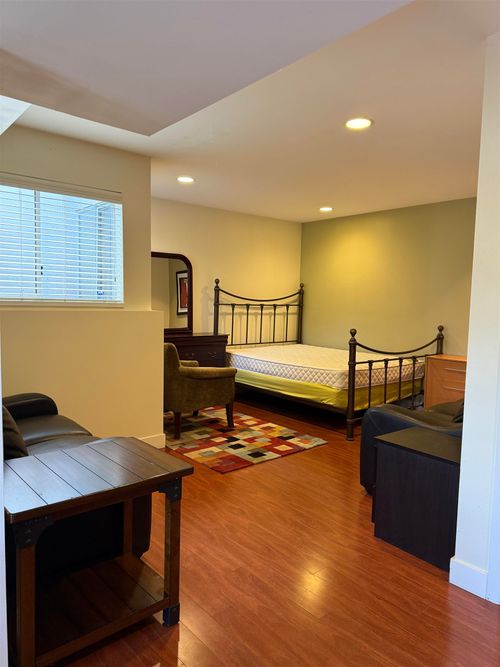 basement-1575 Tyrol Crt, West Vancouver, BC, V7S3G5 | Card Image