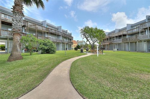 a1112-900 N Station St, Port Aransas, TX, 78373-5026 | Card Image