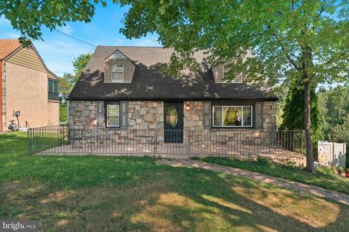 13430 Trevose Rd, PHILADELPHIA, PA, 19116-1707 | Card Image