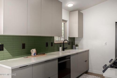 4781 E Joslyn Heights Pl, Tucson, AZ, 85712-3536 | Card Image