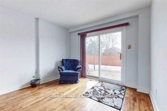 7 Greenhills Sq, House other with 3 bedrooms, 2 bathrooms and 4 parking in Brampton ON | Image 8