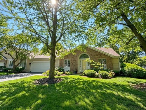 281-281 Governors Ln, Elgin, IL, 60123-6809 | Card Image