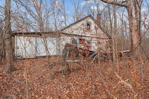 6 Woodlawn Ave, Branchville, NJ, 07826-4015 | Card Image