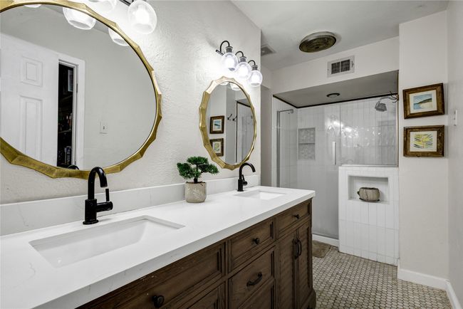 511 W Red Bird Ln, House other with 3 bedrooms, 2 bathrooms and null parking in Duncanville TX | Image 22