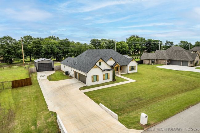 5769 S 256 Th East Ave, House other with 4 bedrooms, 3 bathrooms and null parking in Broken Arrow OK | Image 31