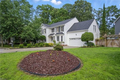 3231 Bentham Ln, Chesapeake, VA, 23321-6203 | Card Image