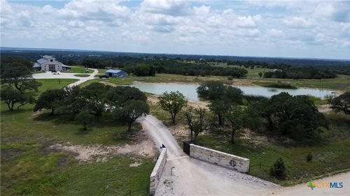 410 County Road 174, Gatesville, TX, 76528-4988 | Card Image