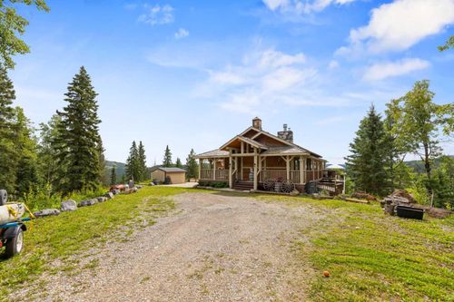 11 Black Bear Lane, Rural Foothills County, AB, T0L0K0 | Card Image