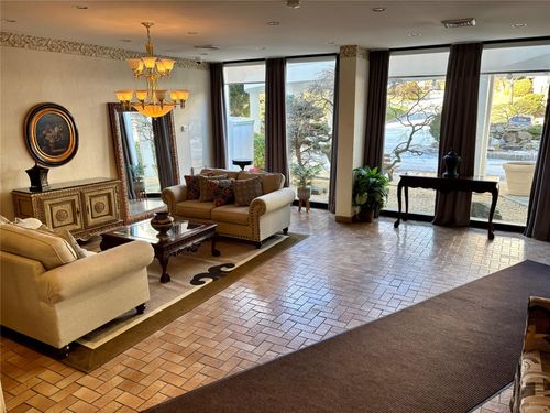 apt-407-200 High Point Dr, Hartsdale, NY, 10530-1137 | Card Image