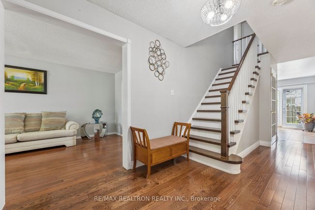6 Gardiner Dr, House other with 6 bedrooms, 4 bathrooms and 2 parking in Ajax ON | Image 5