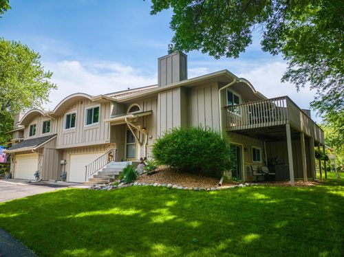 13704 85th Ave N, Maple Grove, MN, 55369-4664 | Card Image