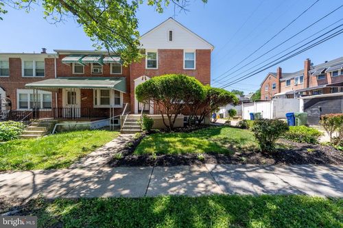 3255 Yosemite Ave, BALTIMORE, MD, 21215-7561 | Card Image