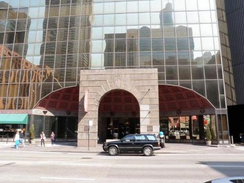 3307-10 E Ontario St, Chicago, IL, 60611-2758 | Card Image
