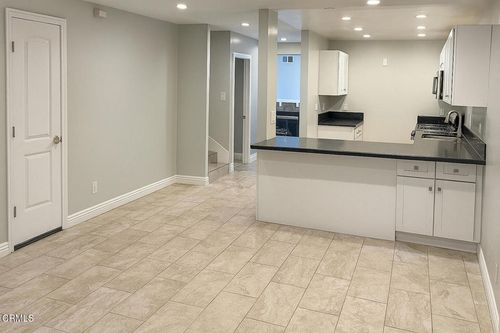 2795 Bayshore Ave, Ventura, CA, 93001 | Card Image