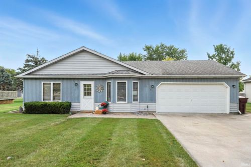 810 Cherokee Ct, Auburn, IN, 46706-1449 | Card Image