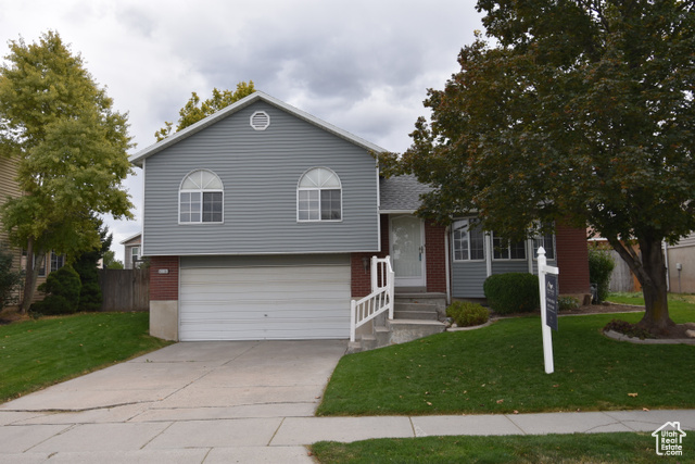 Misty Dr, Taylorsville, UT 84129