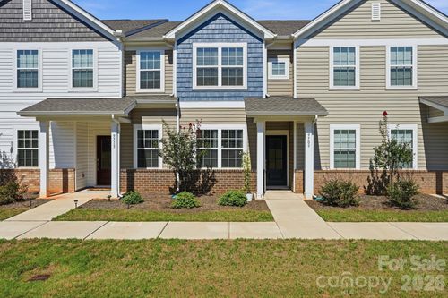9709 Inkberry Dr, Gastonia, NC, 28056-8145 | Card Image