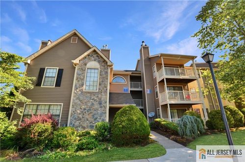 17 Lear Ct, East Brunswick, NJ, 08816-1863 | Card Image