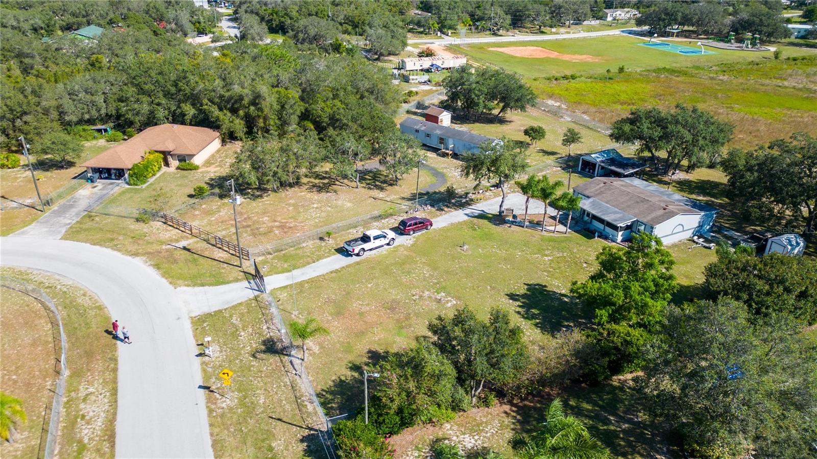 Residential in LAKE WALES 2