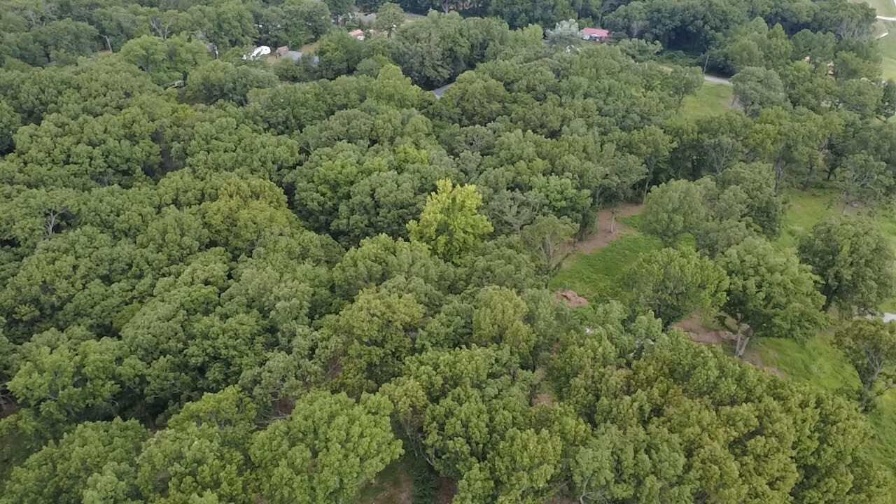 Land in Grove