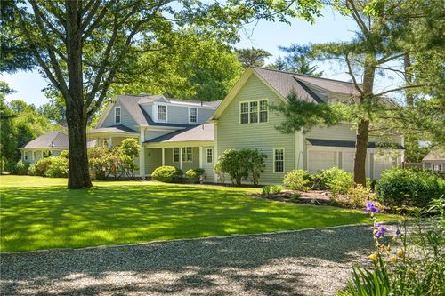27 Cedar Ave, Barrington, RI, 02806-3331 | Card Image