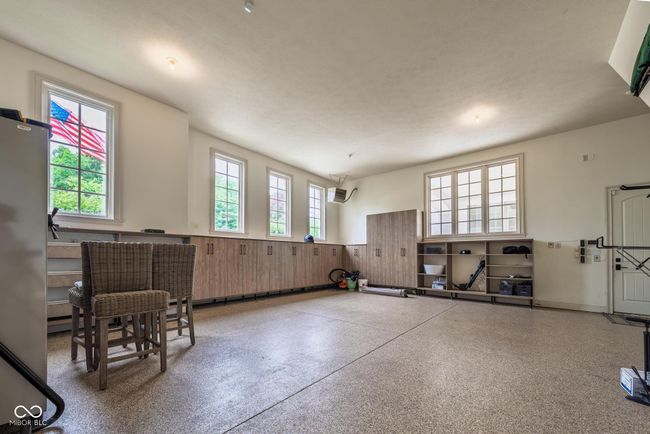 storage in garage | Image 115