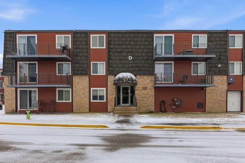 14d-80 Galbraith Dr Sw, Calgary, AB, T3E4Z6 | Card Image