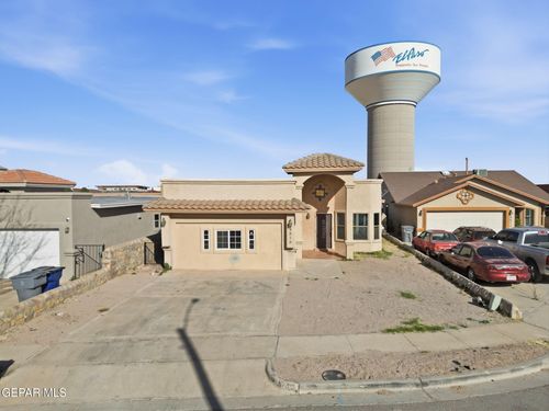 4516 Hugo Reyes Dr, El Paso, TX, 79938-4535 | Card Image