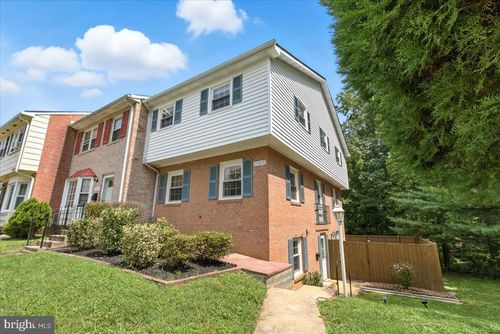 15015 Ashdale Cir, WOODBRIDGE, VA, 22193-1113 | Card Image