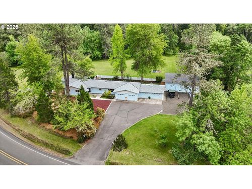 4819 Elgarose Rd, Roseburg, OR, 97471-9741 | Card Image