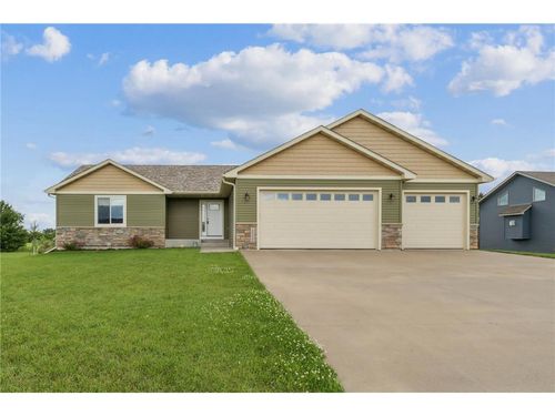 1052 Hidden Ln, NEW RICHMOND, WI, 54017-9402 | Card Image