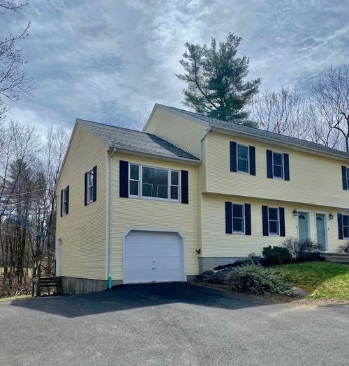 147 E County Rd, Rutland, MA, 01543-2042 | Card Image