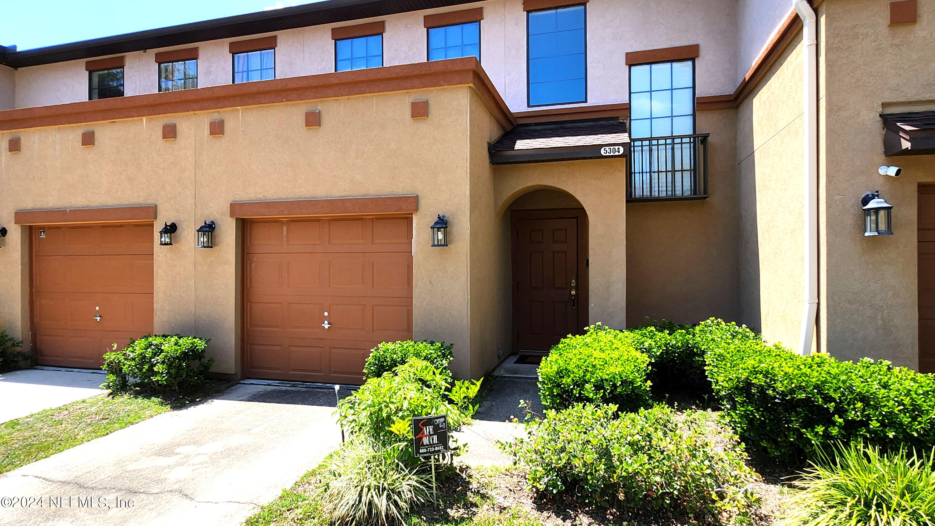 Brighton Park Ln, Jacksonville, FL 32210