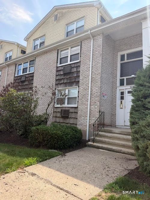 203-3245 Main St, Bridgeport, CT, 06606-4239 | Card Image