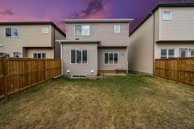 33 Savanna Row Ne, Home with 4 bedrooms, 3 bathrooms and 2 parking in Calgary AB | Image 38