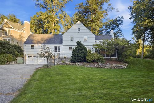 20 Glen Arden Dr S, Fairfield, CT, 06824-4569 | Card Image