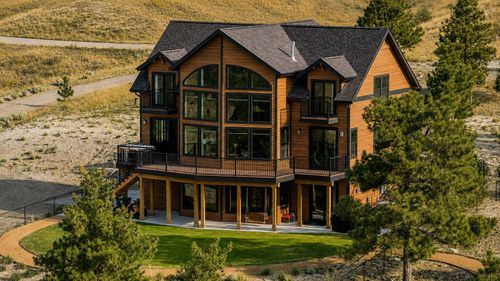 8495 Eagle View Rd, Helena, MT, 59602-6595 | Card Image