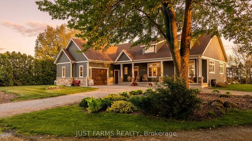 24204 Crow Road, Chatham Kent, ON, N0P1Z0 | Card Image